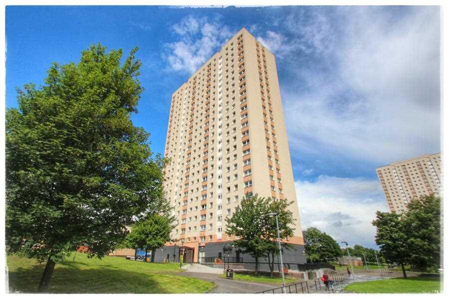 Main image of property: Dobbies Loan Place, Townhead, Glasgow