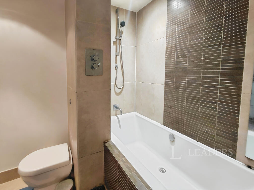 Apartment in Manchester, Green Quarter, Strangeways - View 5
