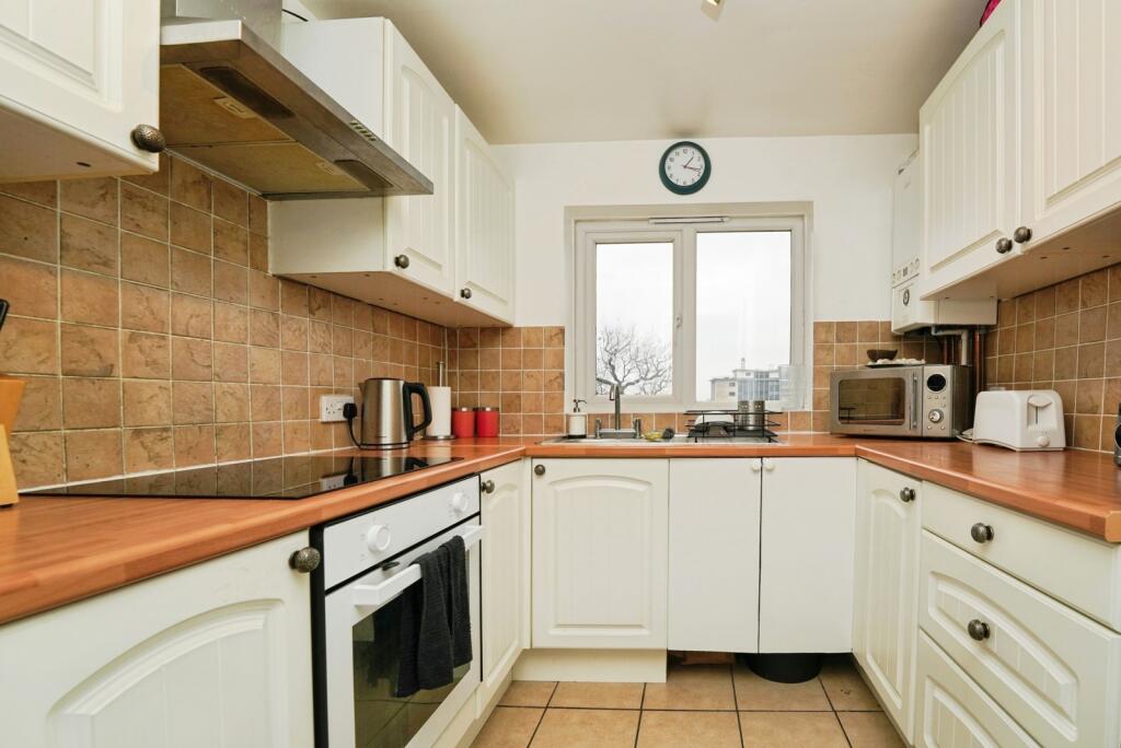 Wheelwright Close, Worcester, Worcestershire, WR4 - View 3