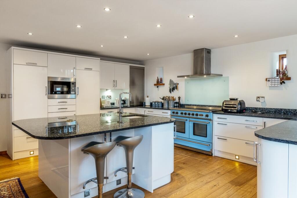 House in West Lindsey, Brampton, Brampton CP - More