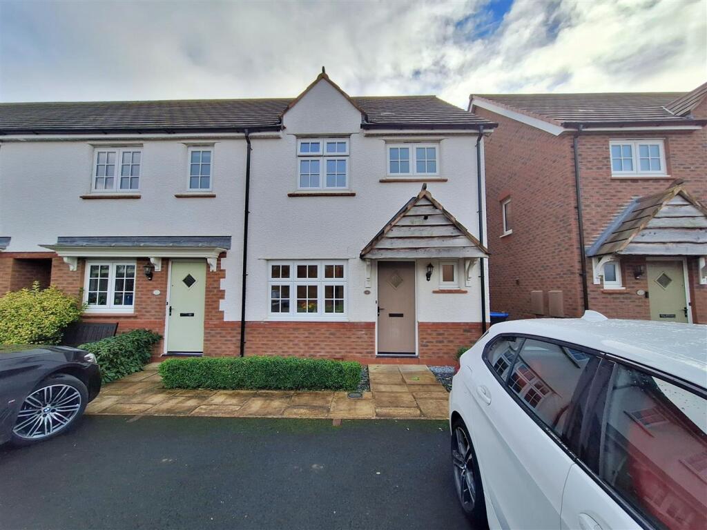Main image of property: Grassmere Close, Poulton-Le-Fylde