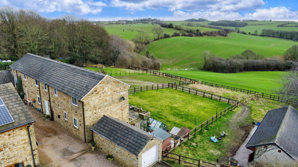 Main image of property: Violet Farm Court, Brierley, Barnsley, S72 9JQ