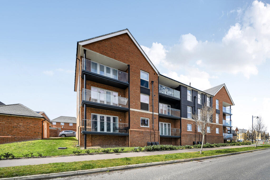 Main image of property: Garland Rise, Weldon, Ebbsfleet Valley
