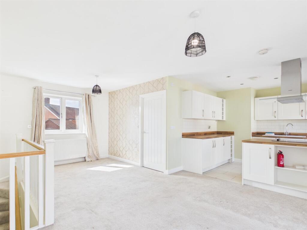 House in Colchester, East Donyland - More
