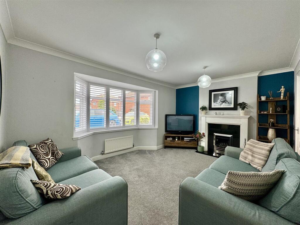 House in Dudley, Dibdale, Upper Gornal - View 2