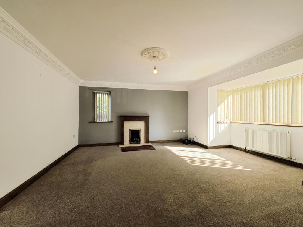 House in Doncaster, North Lincolnshire - View 4