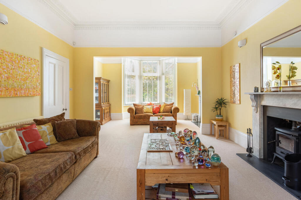 House in London - View 5