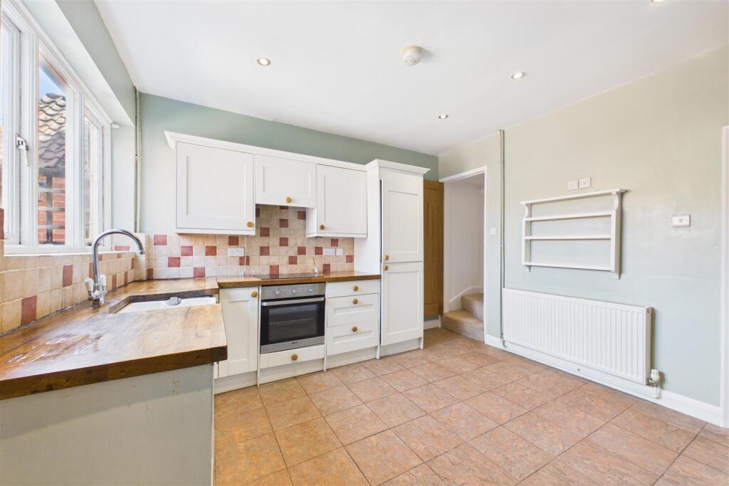 House in Newark and Sherwood, Newark - View 2