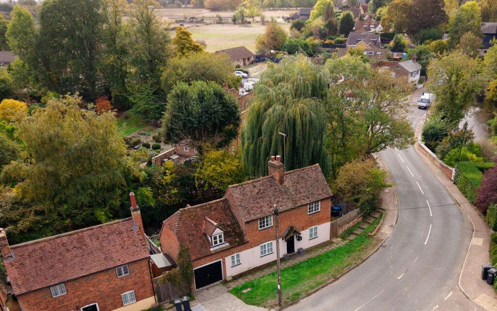Main image of property: Lemsford Village, Lemsford, Welwyn Garden City, AL8