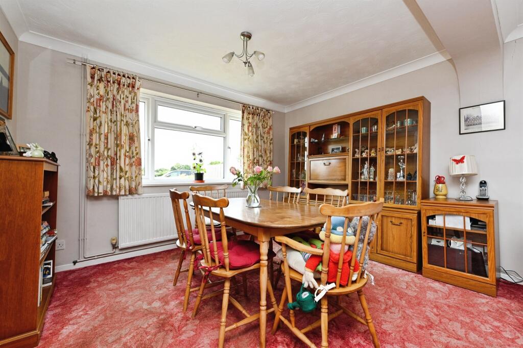 Downham Road, Runcton Holme, KING'S LYNN photo 3