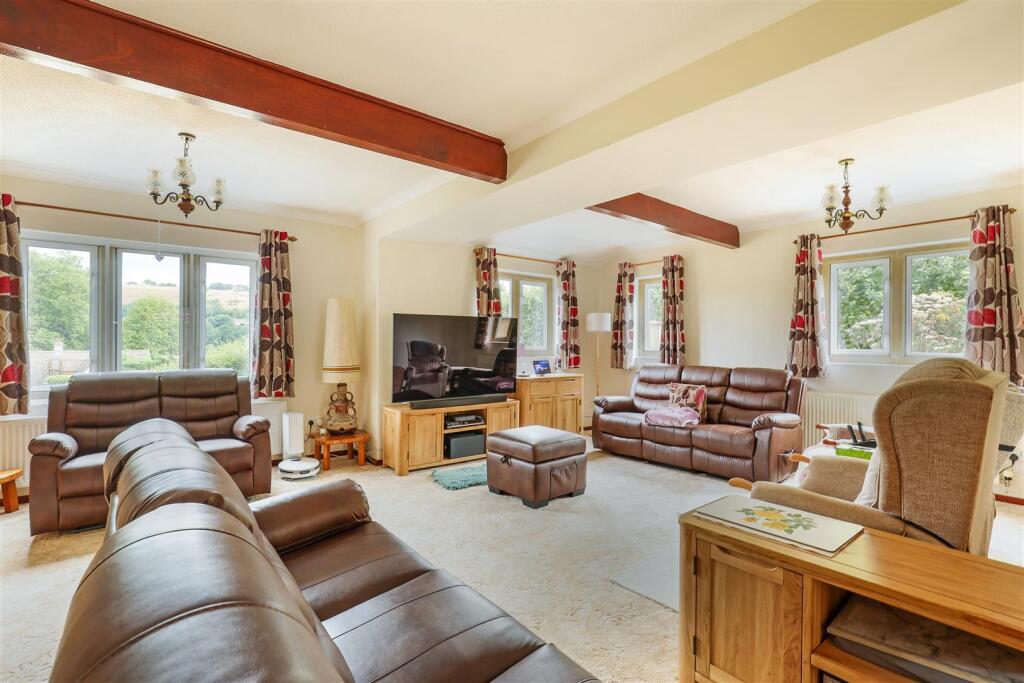 House in Stroud, Woodchester - View 4