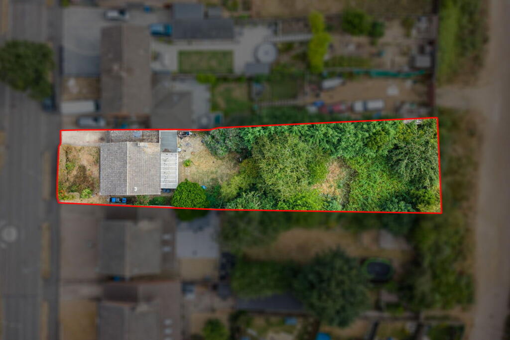 House in Kettering, Brambleside - View 2