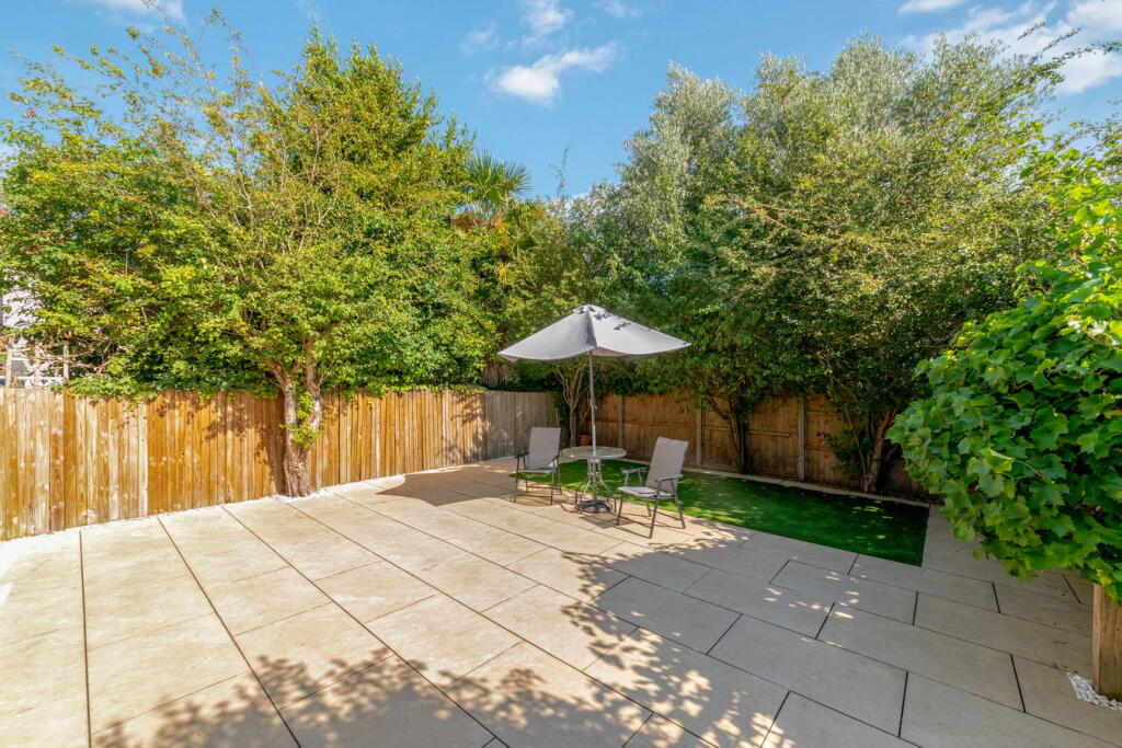 House in London - View 4