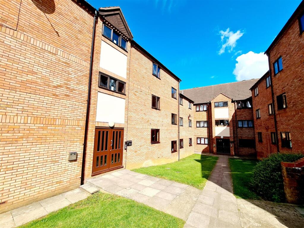Main image of property: Spencer Court, Station Road, Rushden, Northants