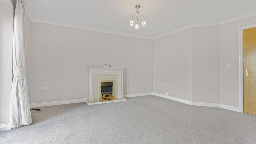 Apartment in Sutton Coldfield - More