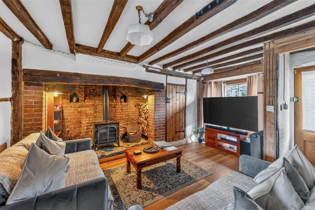 House in Crawley, West Green - View 4