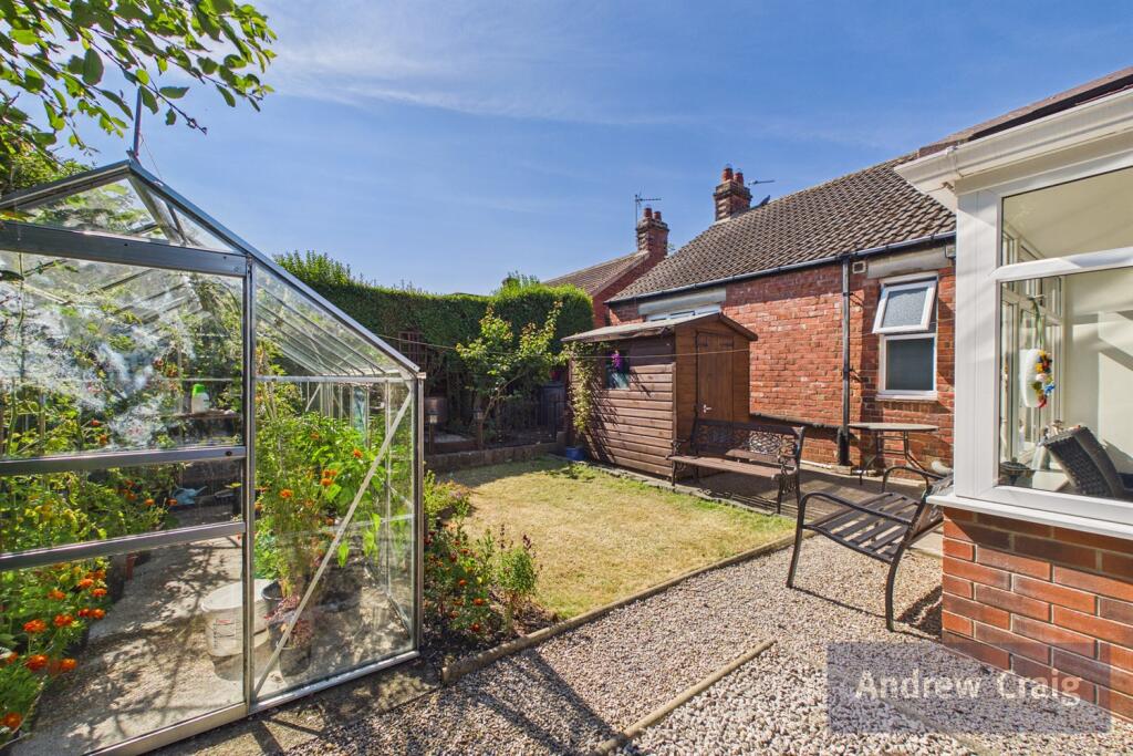 Golf Course Road, Houghton Le Spring photo 4
