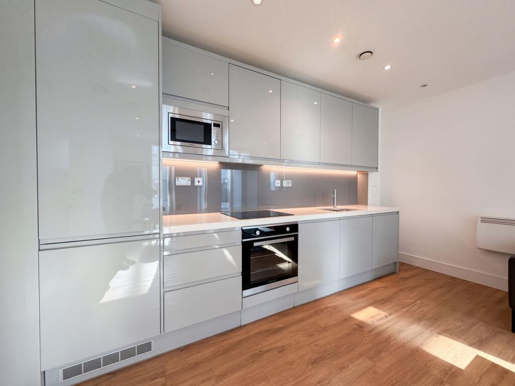Main image of property: West Gate, London, W5