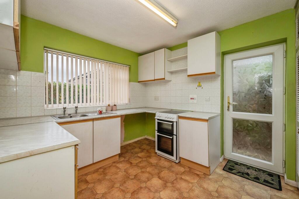 Holman Road, Aylsham, Norwich photo 3