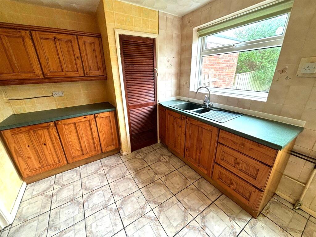Galsworthy Road, Hartlepool photo 2
