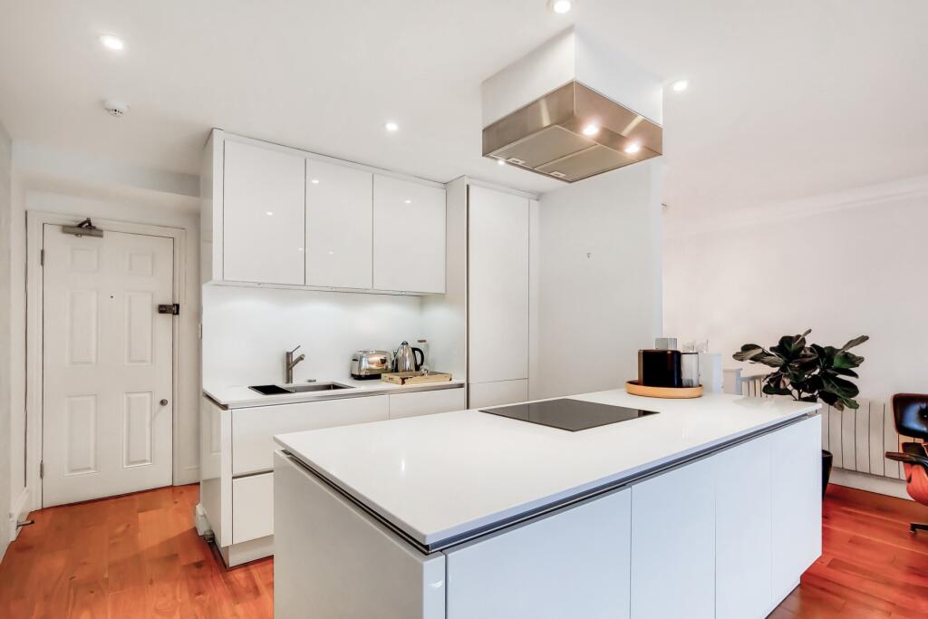 Apartment in London - View 2