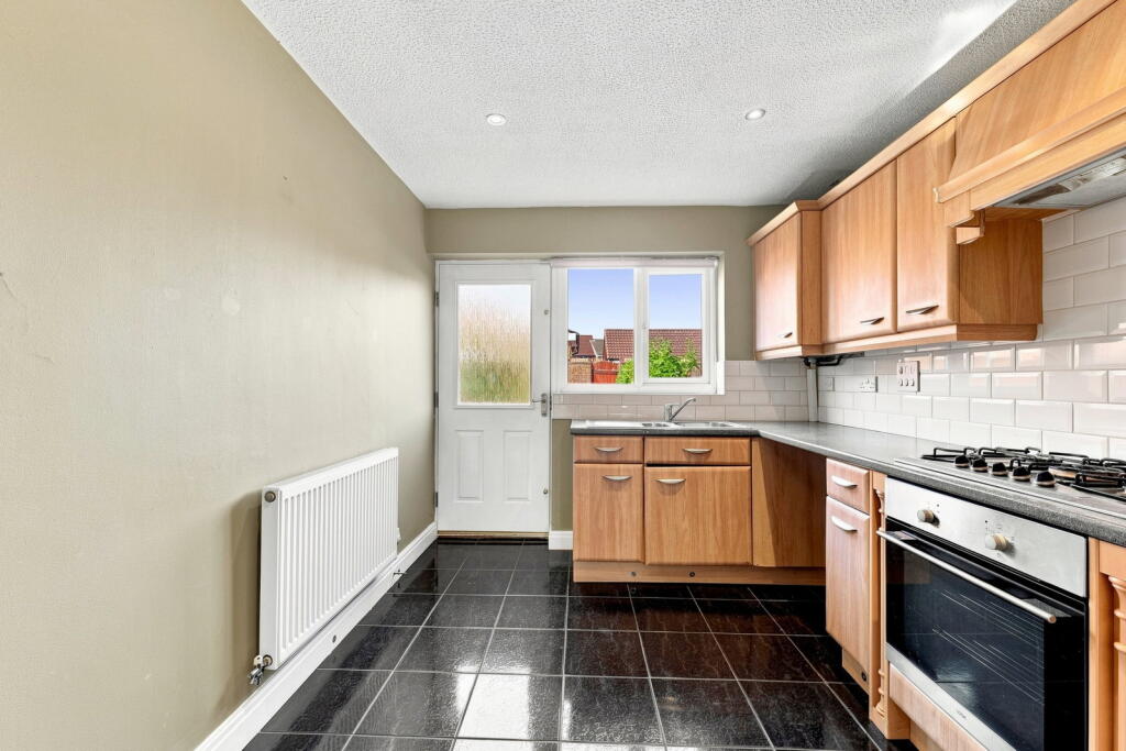 House in Rotherham, Dalton - View 4