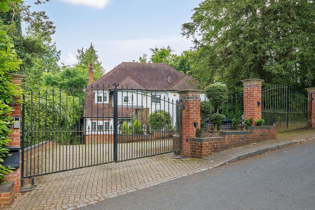 Main image of property: Roke Road, Kenley, CR8