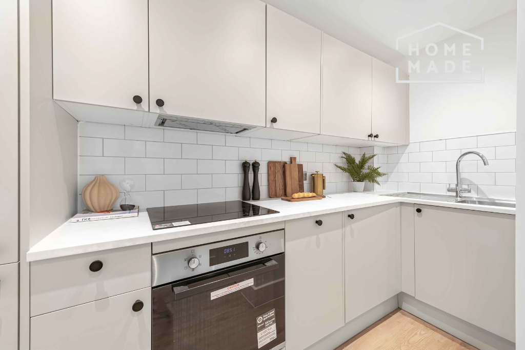 Apartment in London - View 2