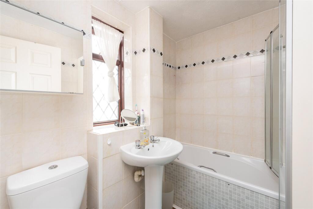 House in Milton Keynes, Bradwell Abbey, Bradwell - View 5