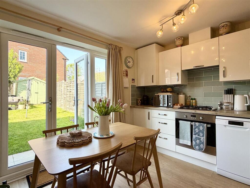 House in Hampton Bishop, Bishop Fields, Herefordshire - View 5