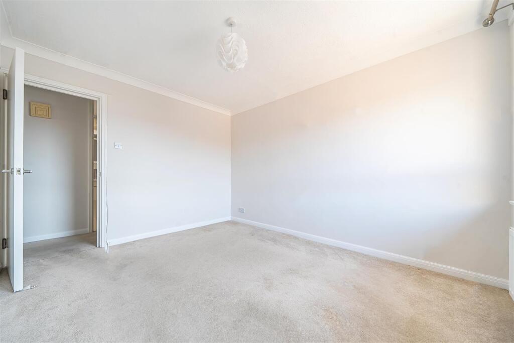 Apartment in Worthing, West Worthing - View 5