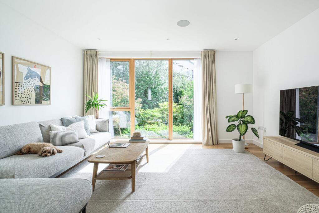 Main image of property: Compton Avenue,
Canonbury, N1