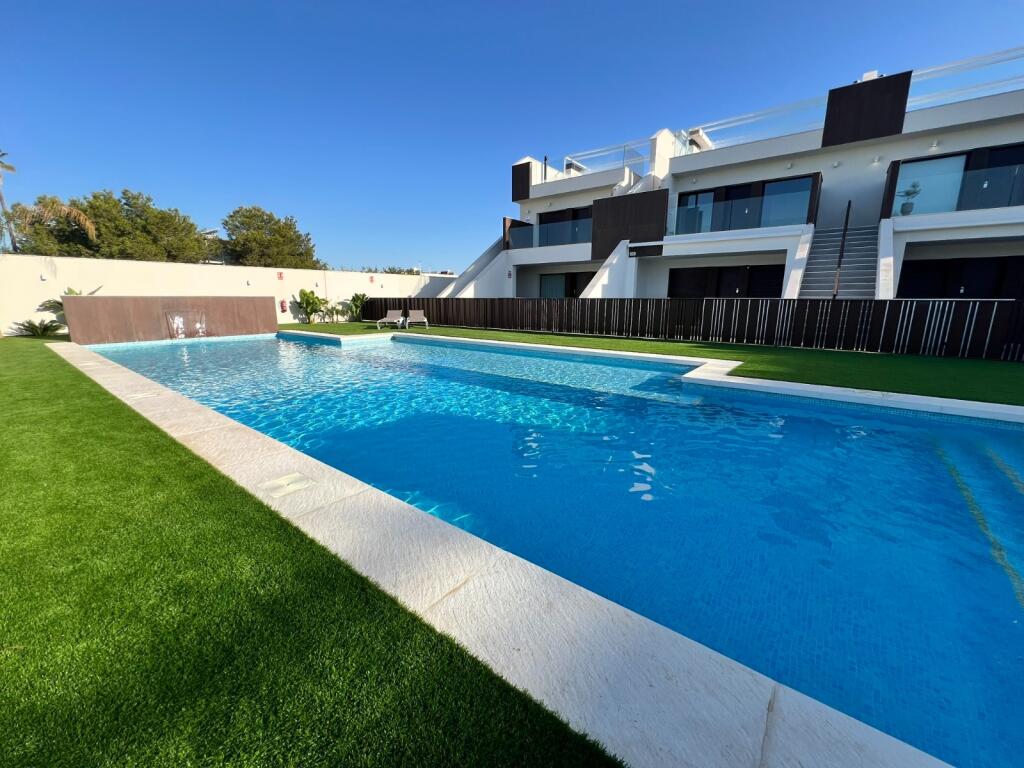 Main image of property: Valencia, Alicante, Pilar de la Horadada