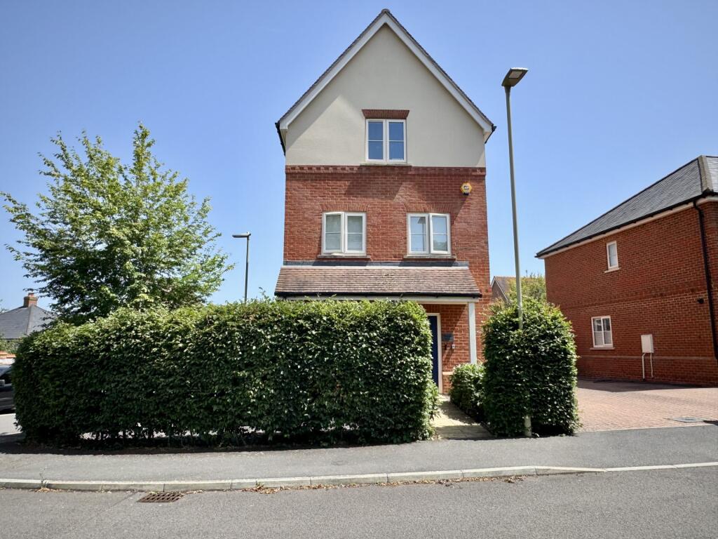 Main image of property: Dunnett Close, Hartley Wintney