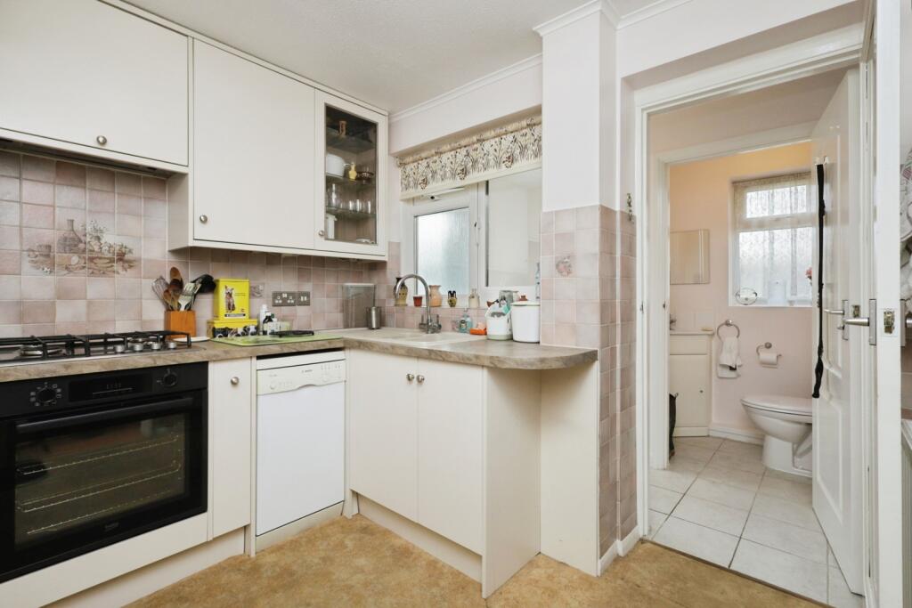 House in Tonbridge - More