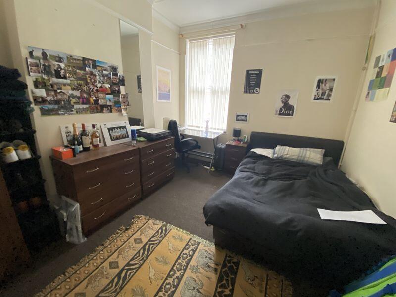 House in Nottingham - View 4