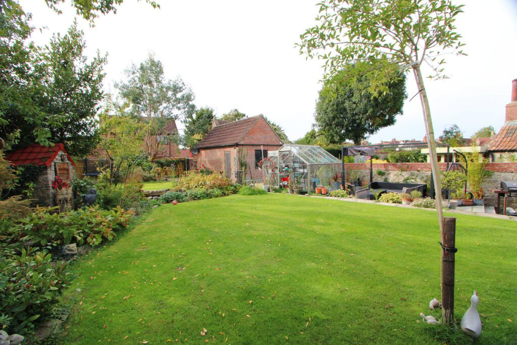 House in Chipping Sodbury, Sodbury - View 2