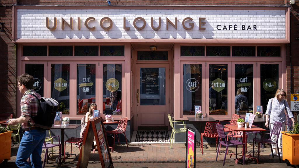 Unico Lounge