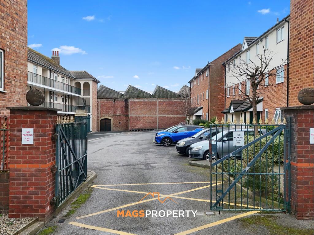 Apartment in Liverpool, Everton - View 3