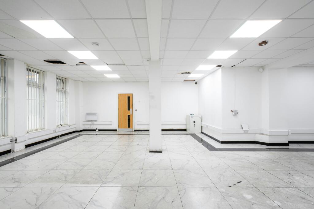 Enriques St 9  Low Res 9.jpg