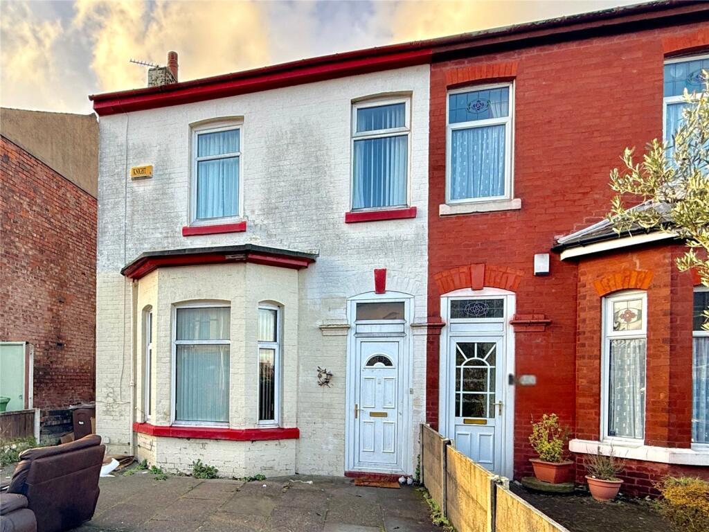 2-bed semi-detached on Upper Aughton Road, Birkdale, PR8, £145,000