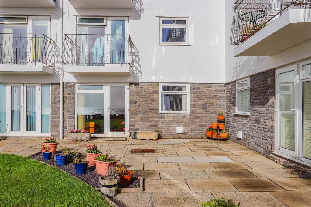 Main image of property: Maes-Y-Coed, Barry