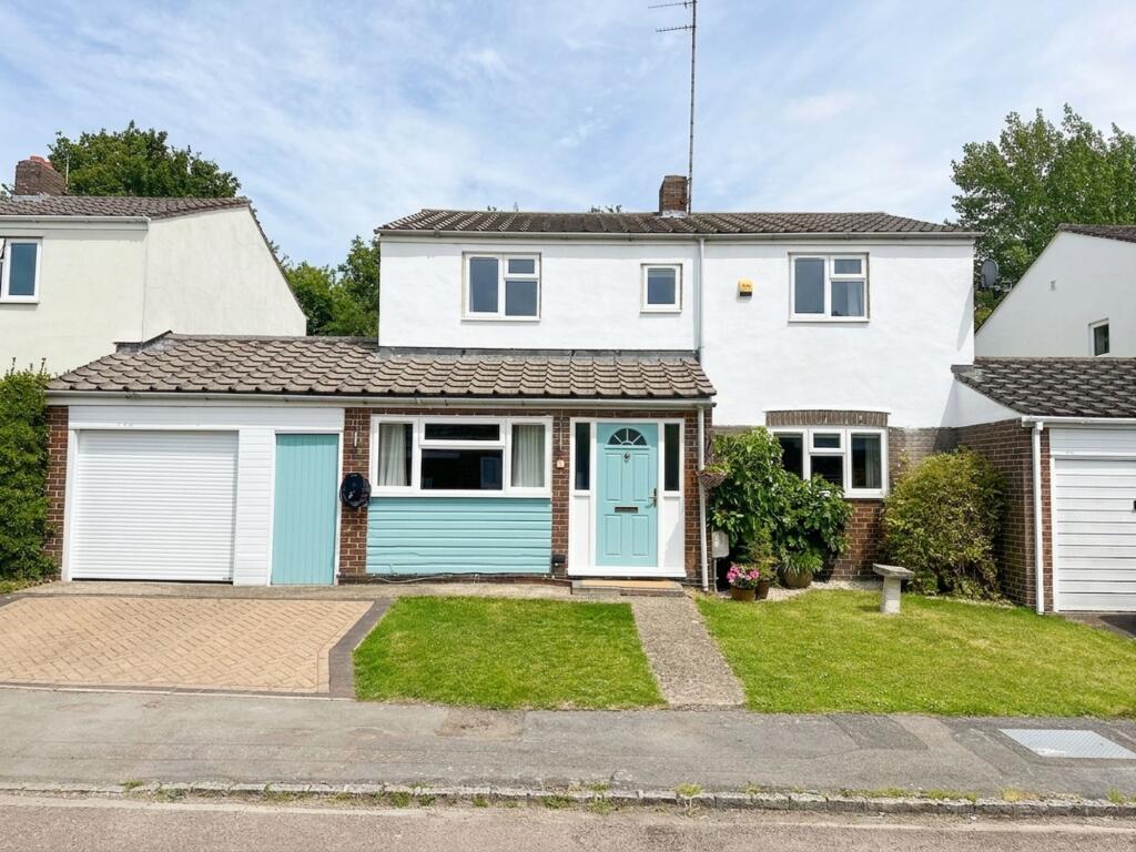 Main image of property: St. Leonards Close, Watlington, OX49
