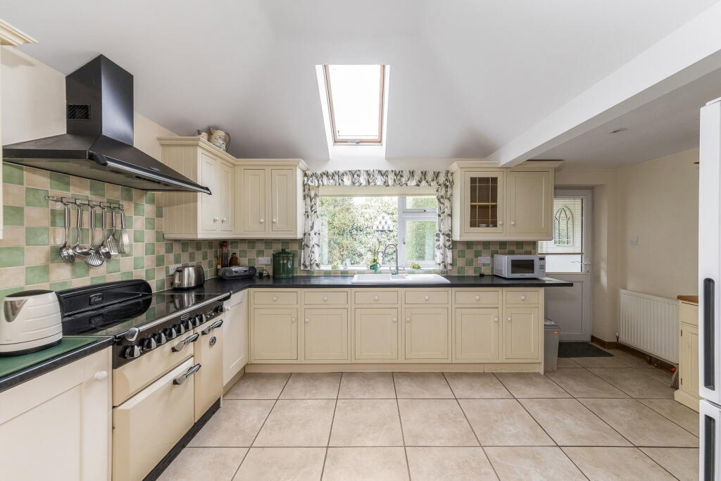 Abingdon Road, Dorchester-on-Thames, OX10 photo 2