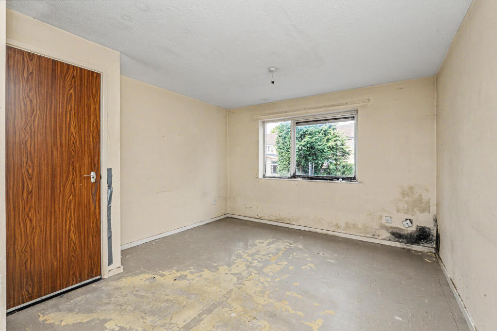 House in Sandhurst - View 4