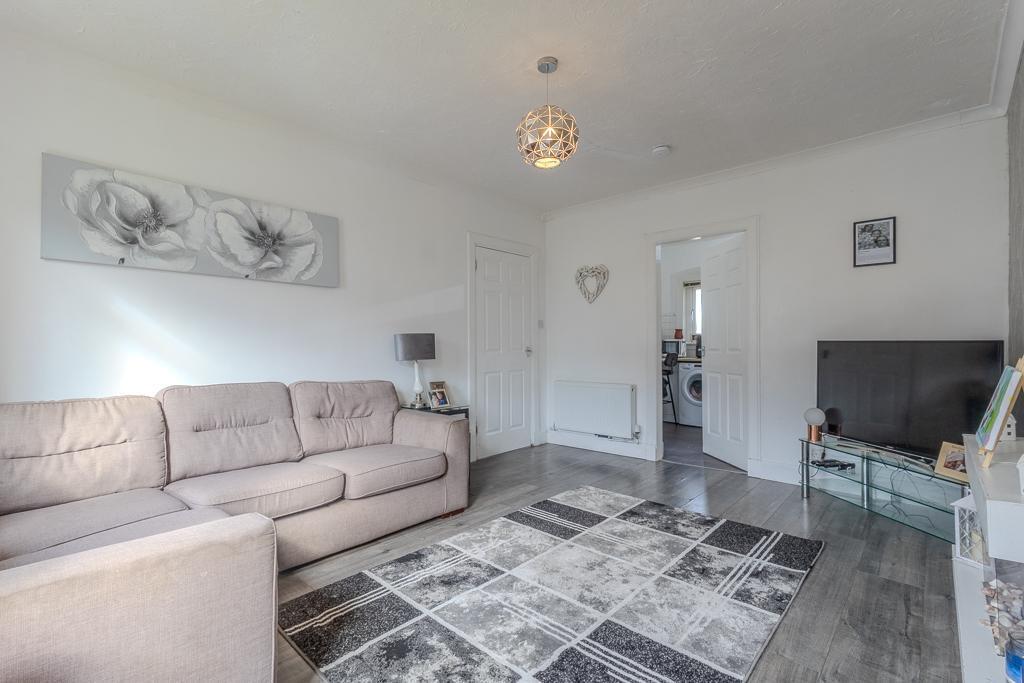 19, Slakiewood Avenue, Gartcosh, G69 8BJ photo 3