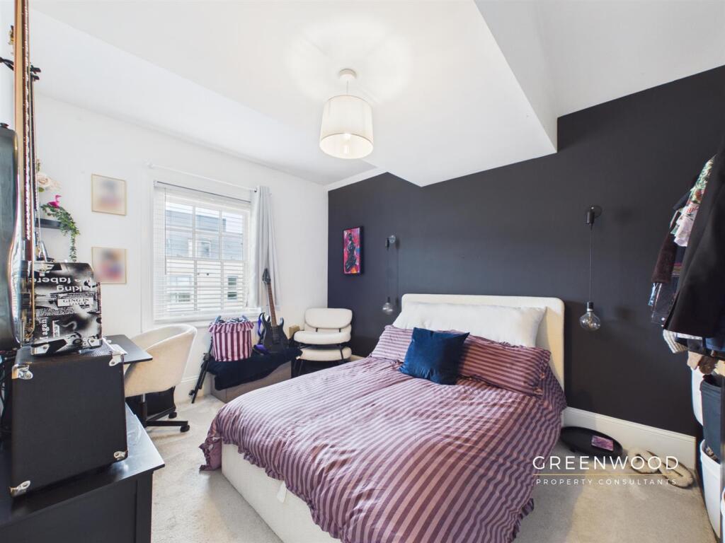 Apartment in Colchester - View 4