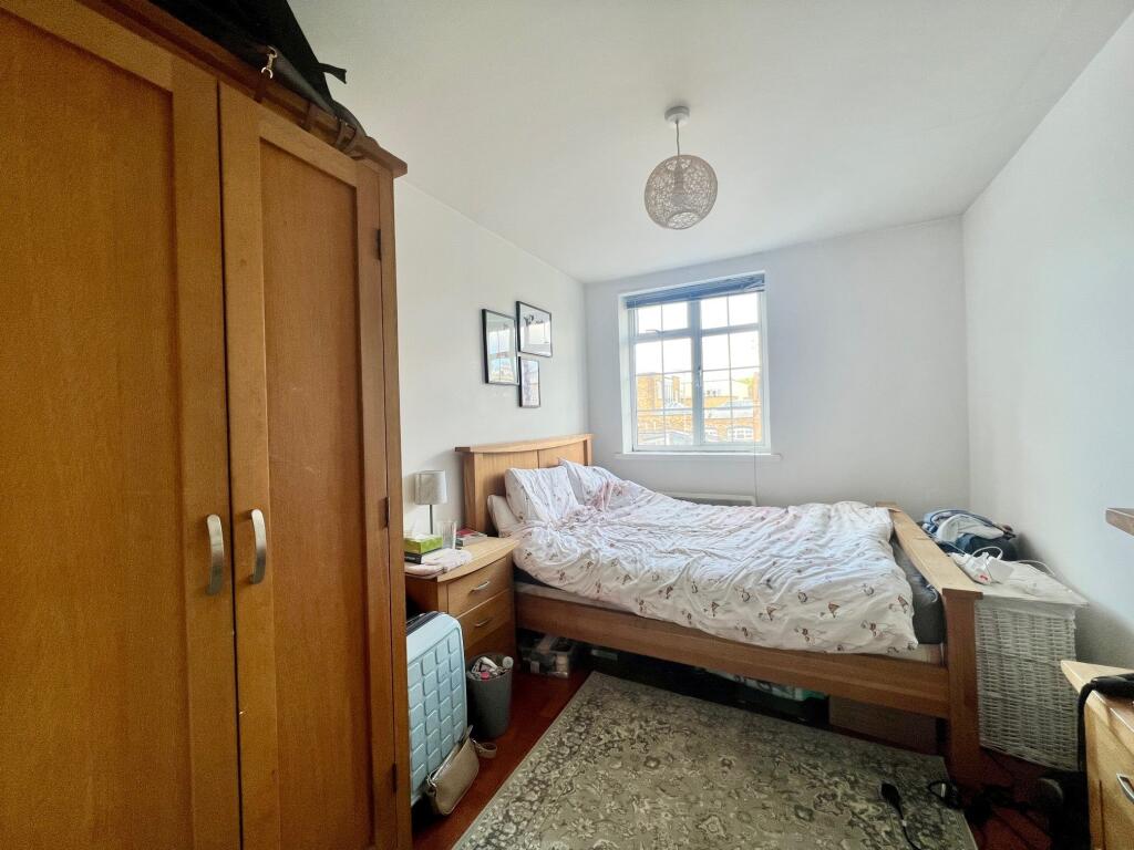 Apartment in London - View 4