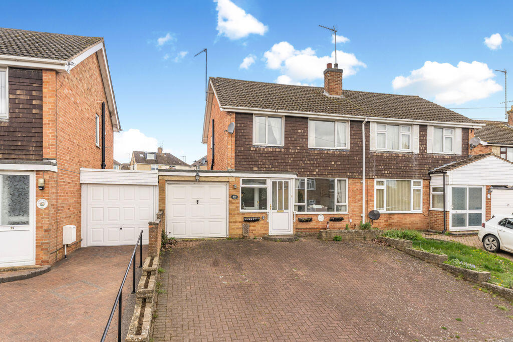 Main image of property: Nursery Drive, Banbury 