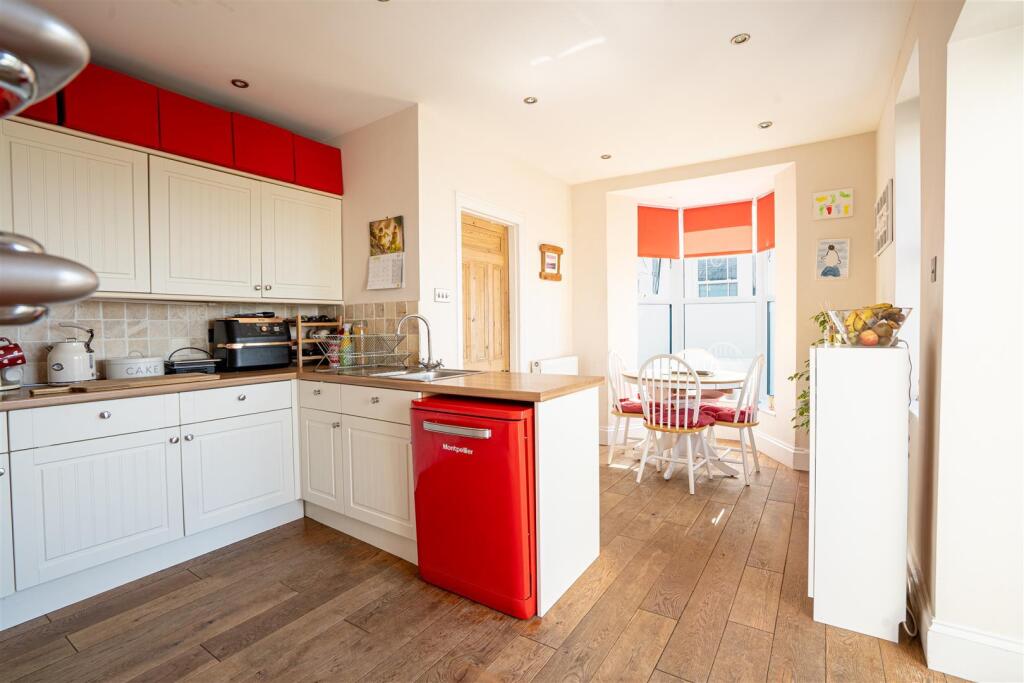 House in Torridge, Northam - More